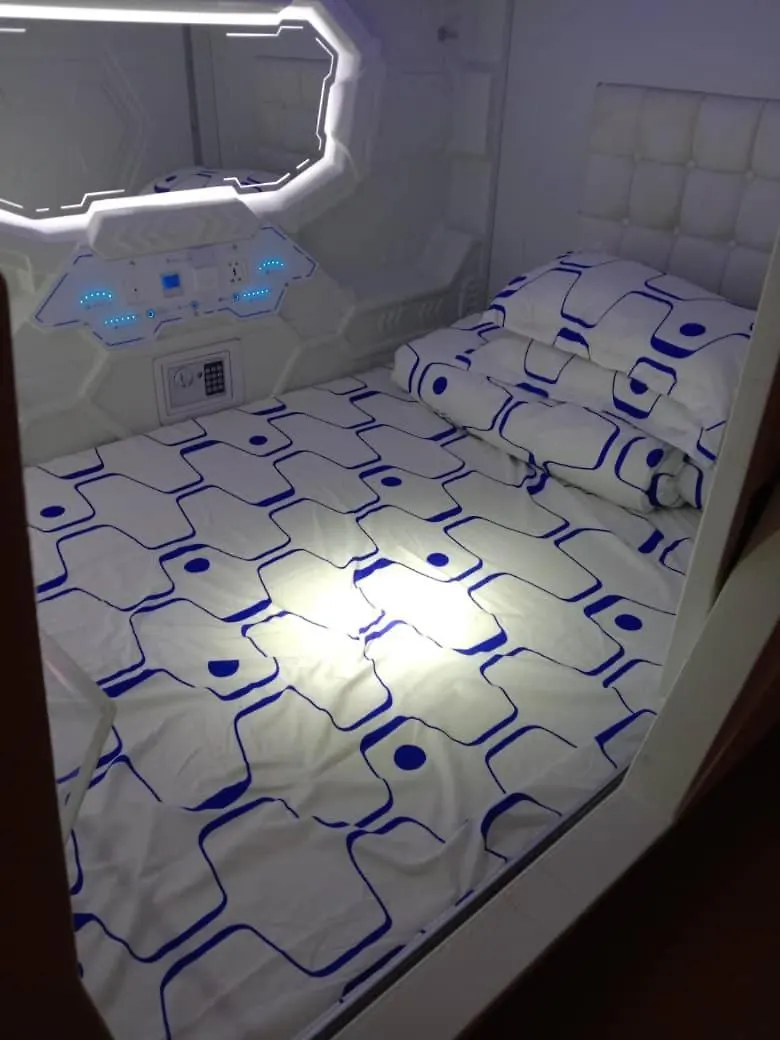 Vspace Guesthouse Capsule & Cafe Malacca Hotel