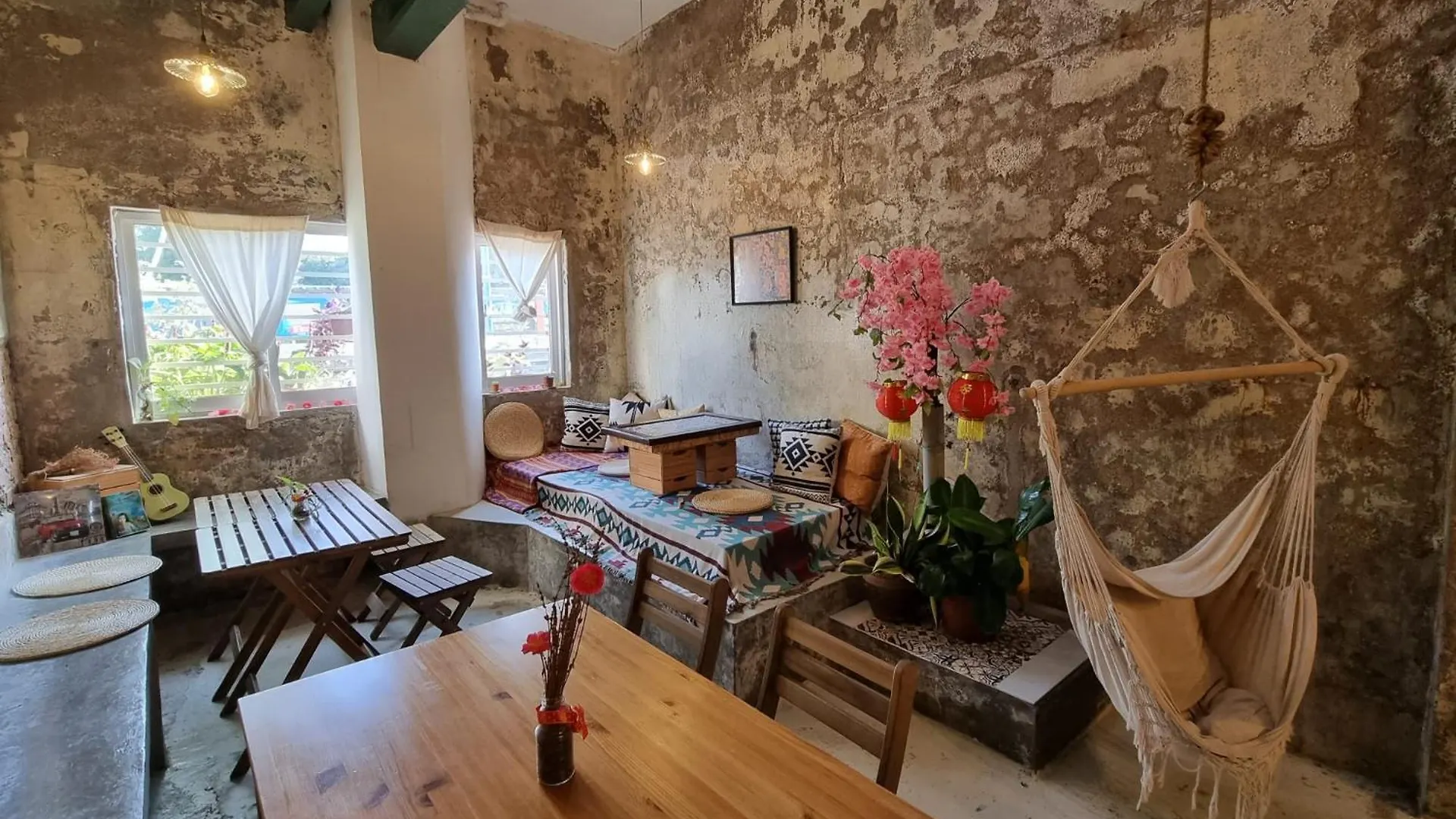 Vspace Guesthouse Capsule & Cafe Malacca
